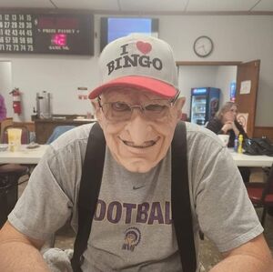 Adult mask. Worn once at bingo for Halloween.